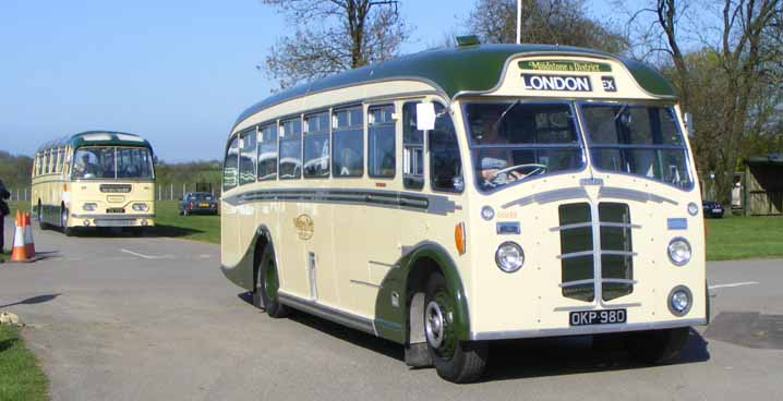 Maidstone & District Leyland-Beadle CO252